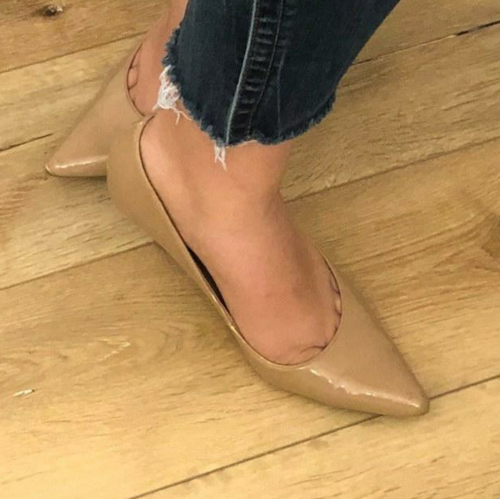Size 9 Pointed Nude Heels